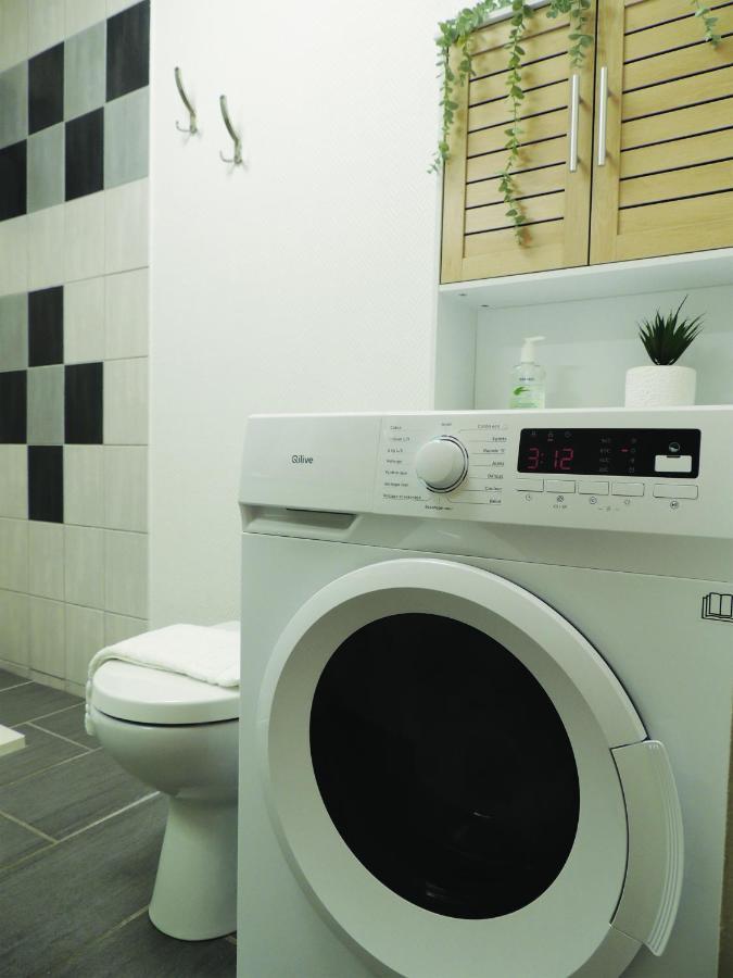 Apartment Appart'azur - Hyper Centre Mairie - Parking Facile - Wifi - Lit Confort Kingsize